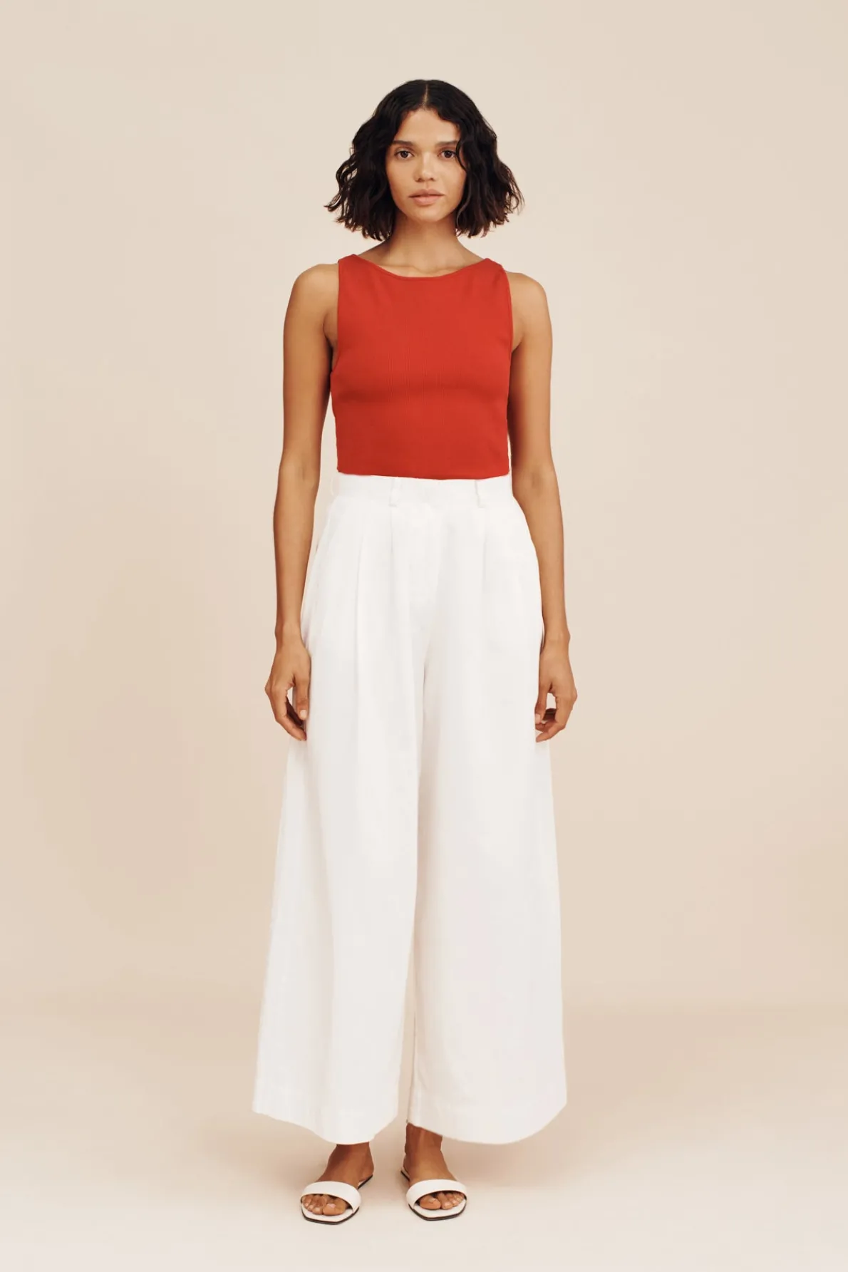 AXEL BOAT TANK - CRIMSON