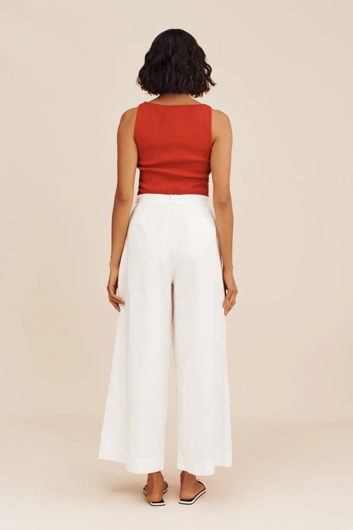 AXEL BOAT TANK - CRIMSON